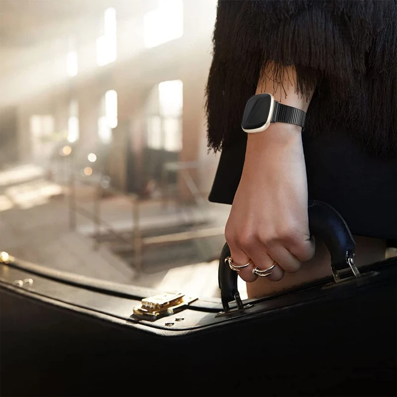 Fitbit Sense 2 / Versa 4 stainless steel strap - Pink Gold