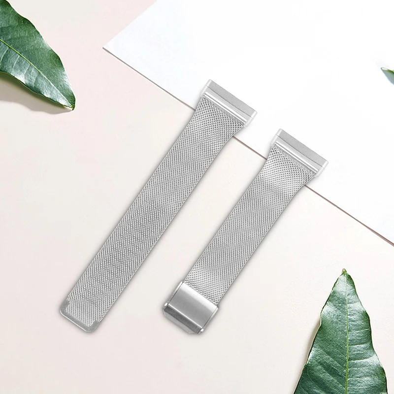 Milanese stainless steel strap for Fitbit Sense 2 / Versa 4