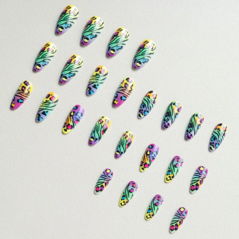 Wildtier Druck Nagelkunst