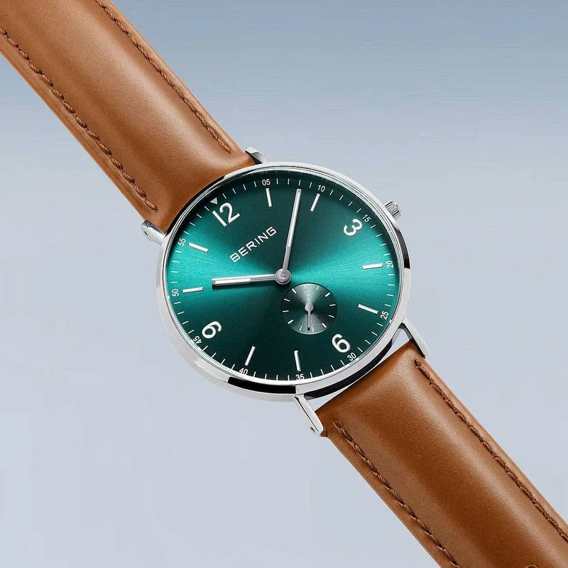 Bering Classic 14040-508 Herrenuhr • Saphirglas • Flach
