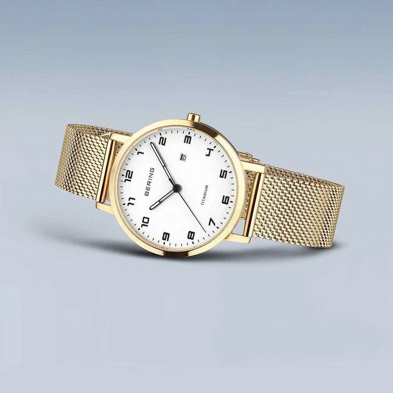 Bering Titanium 18634-334 Damenuhr • Saphirglas • Titan