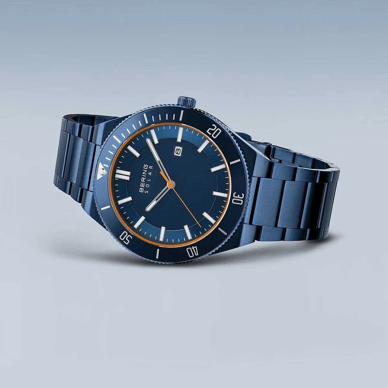 Bering Solar 14443-797 Herrenuhr • Kratzfestes Saphirglas • Feines Milanaise-Armband