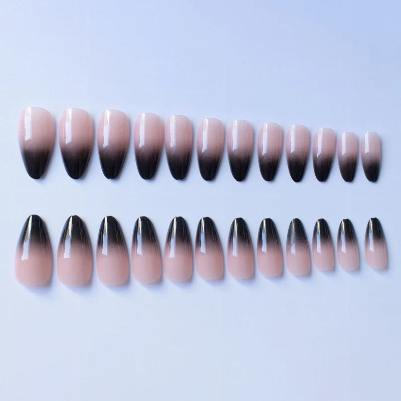 Stilvolles Ombre Stiletto Nagelkunst