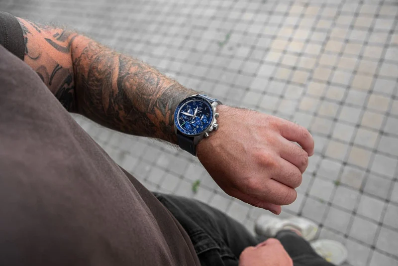 Vostok Europe Space Race 6S20-325A742 Herrenuhr • Extreme Robustheit • K1-Sicherheitsglas