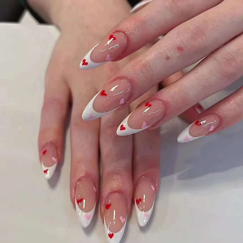 Herz-Themen Französische Tipp Acryl Nagelkunst