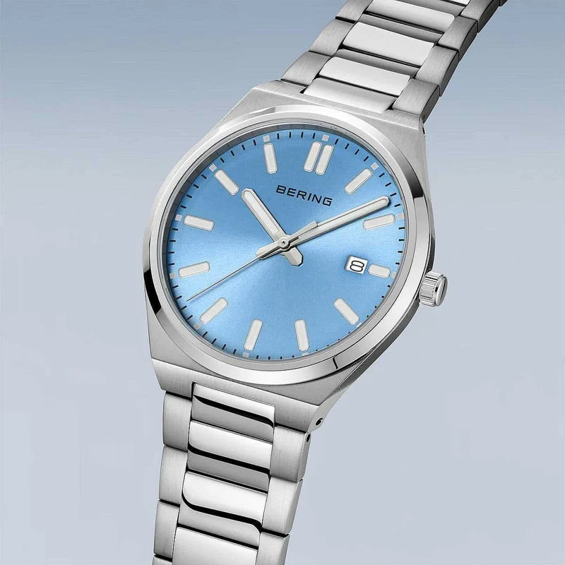 Bering Classic 17639-707 Herrenuhr • Kratzfestes Saphirglas • Blaues Sunray-Zifferblatt