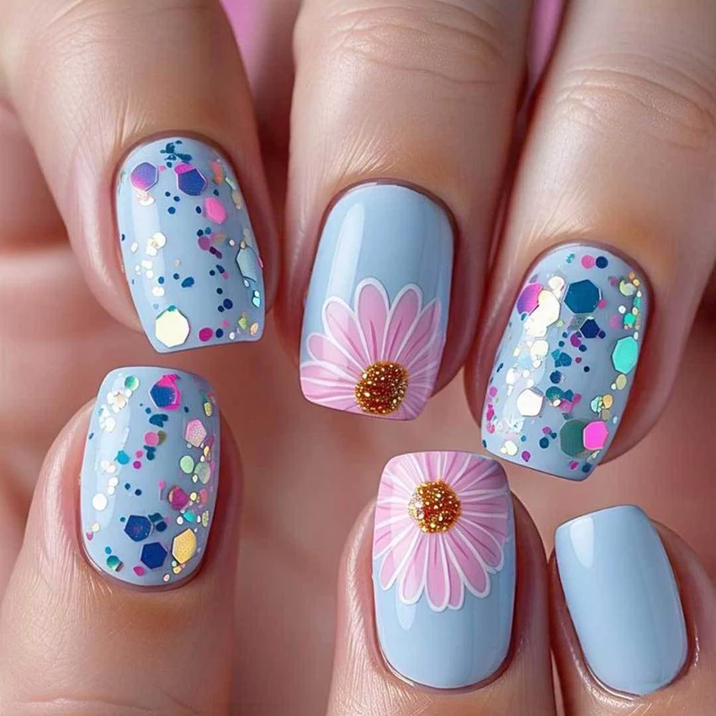 Blumenverziertes Nagelkunst-Set