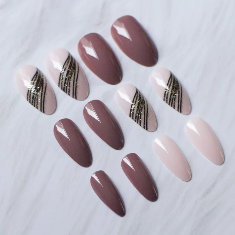 Elegantes Stiletto-Design-Nagelkunst-Set