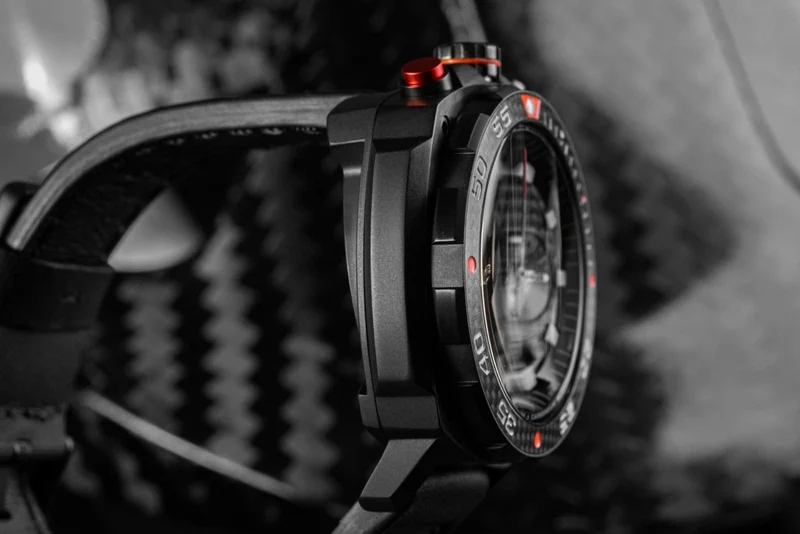 Vostok Europe Rocket N1 VK67-650J740 Herrenuhr • Titan-Gehäuse • K1-Sicherheitsglas