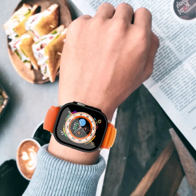 Absolut Modisch Apple Watch Ultra Hülle mit Displayschutz in Plastik und Gehärtetes Glas