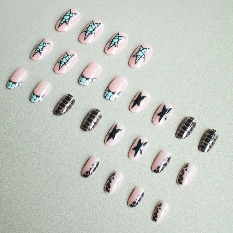 Künstlerisches Stern- und geometrisches Nagelkunst-Kit