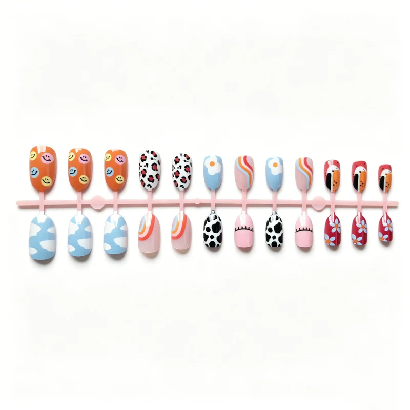 Kreatives Multi-Patterned Nagelkunst Set