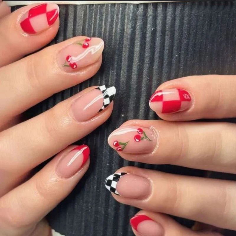 Kreatives Kirschmuster Nagelkunstset