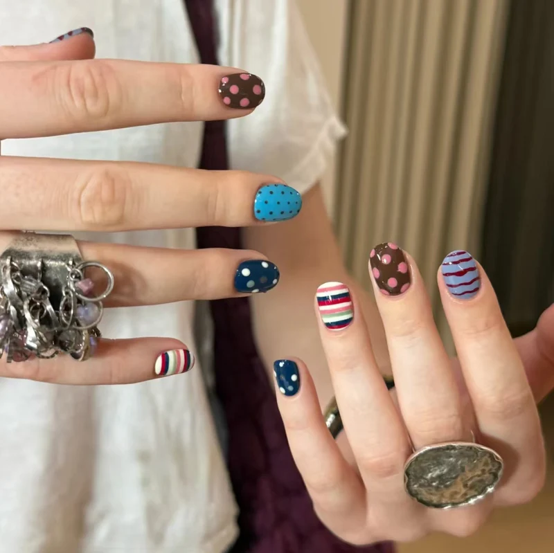 Künstlerisches Muster Nagelkunstset