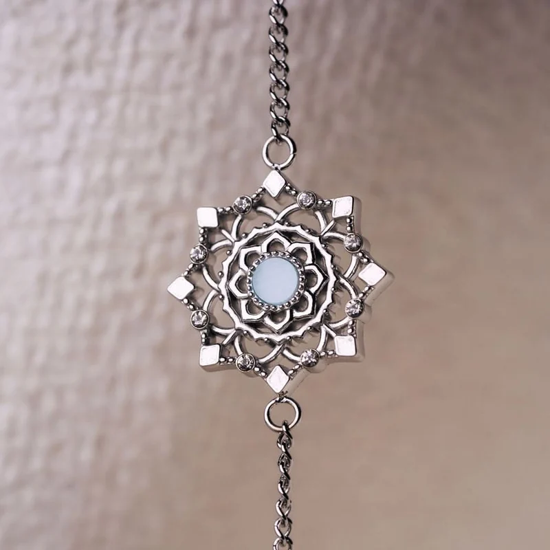 Aphonia Armband mit Schneeflocken Anhänger - Holzkern Modell: Jewelry