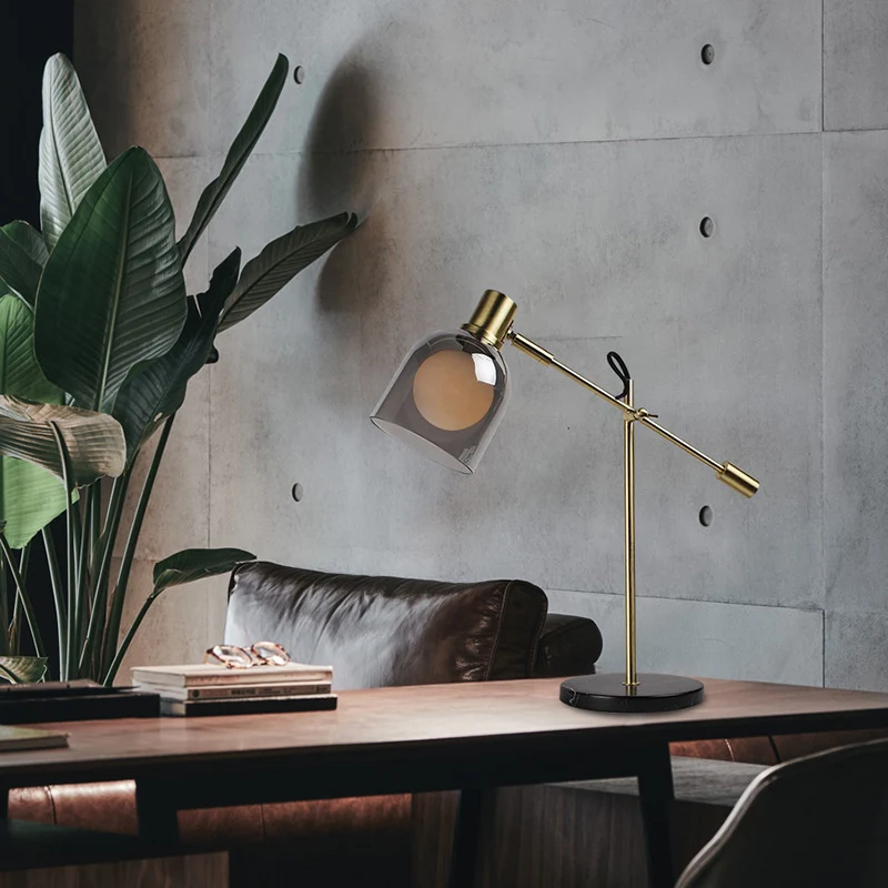 Moderne Schwenklampe