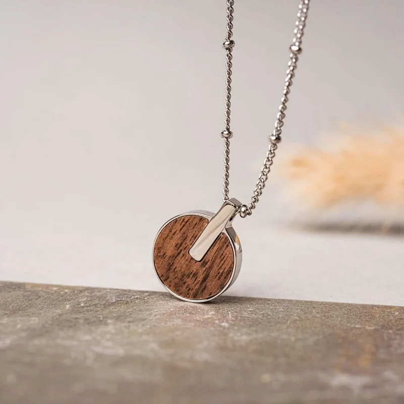 Opacity Halskette mit rundem Holz Anhänger - Holzkern Modell: Jewelry