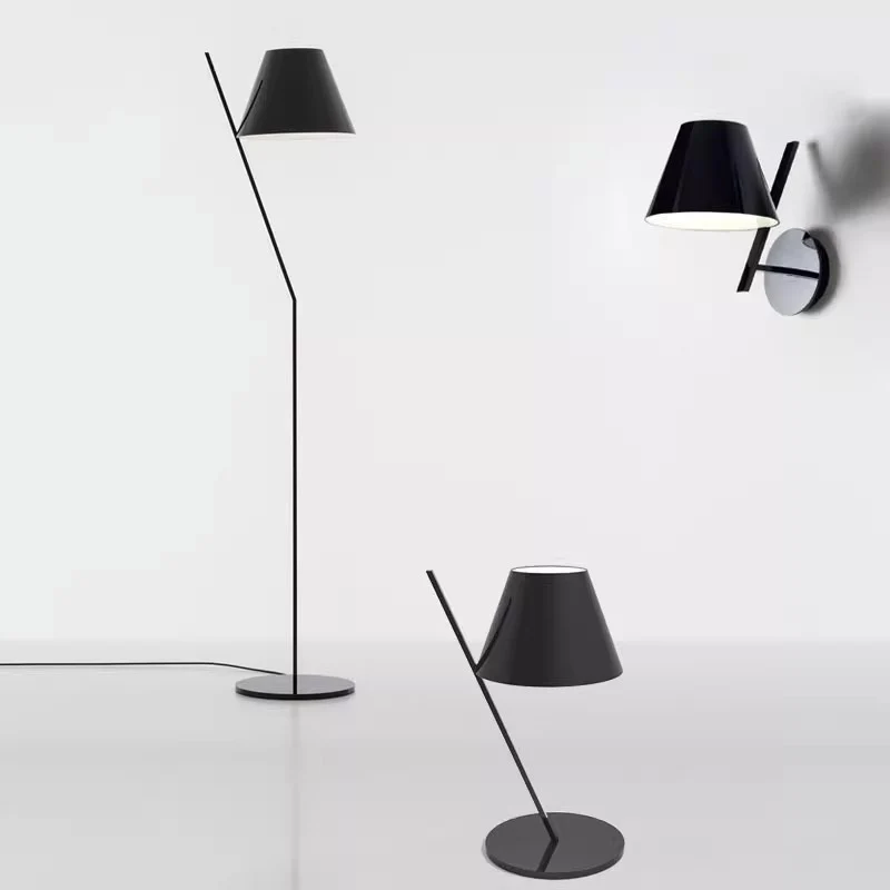 Moderne verstellbare Schreibtischlampe