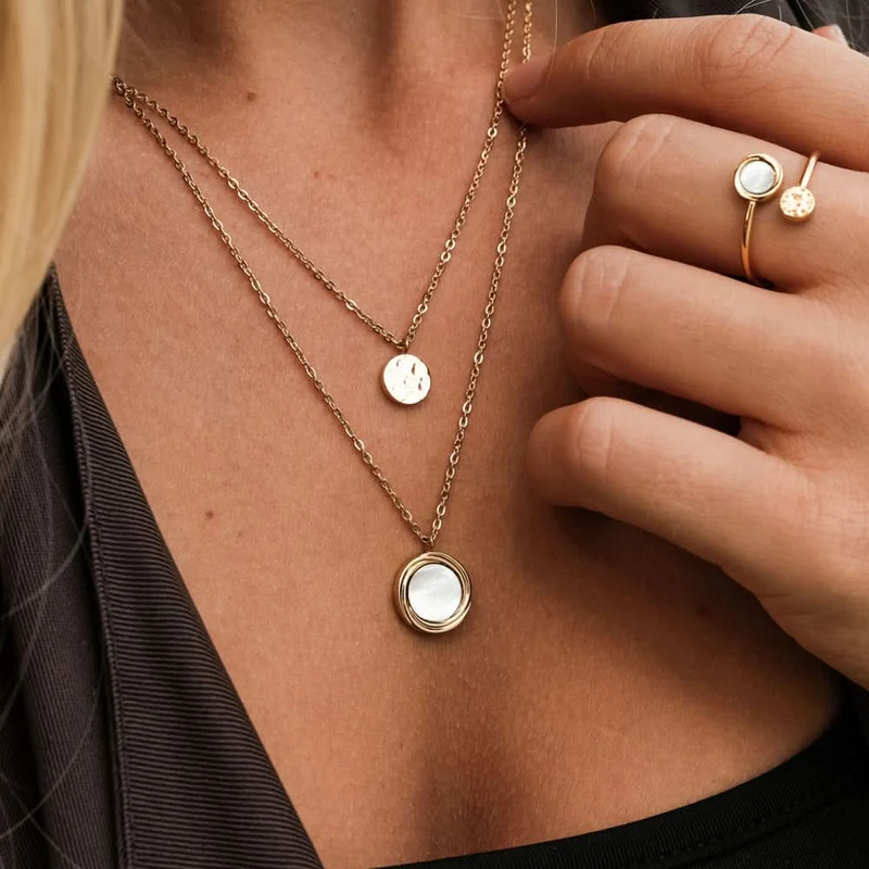 Zendala Layering-Halskette Perlmutt/Gold - Holzkern Modell: Jewelry