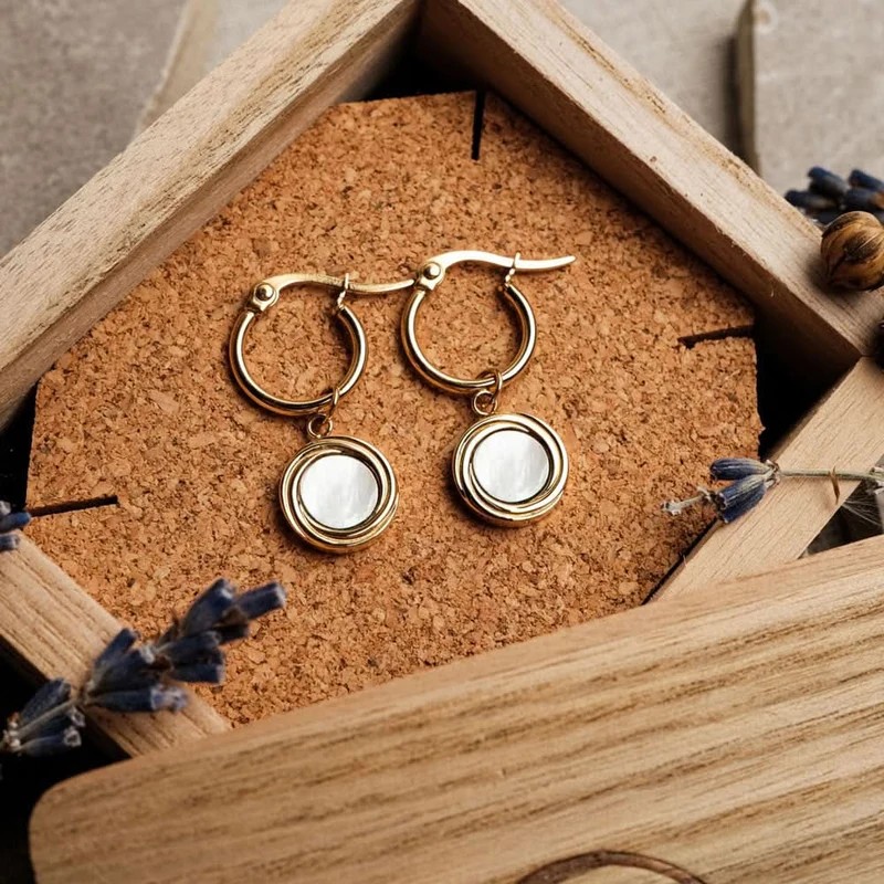 Zendala Ohrhänger mit rundem Anhänger - Holzkern Modell: Jewelry