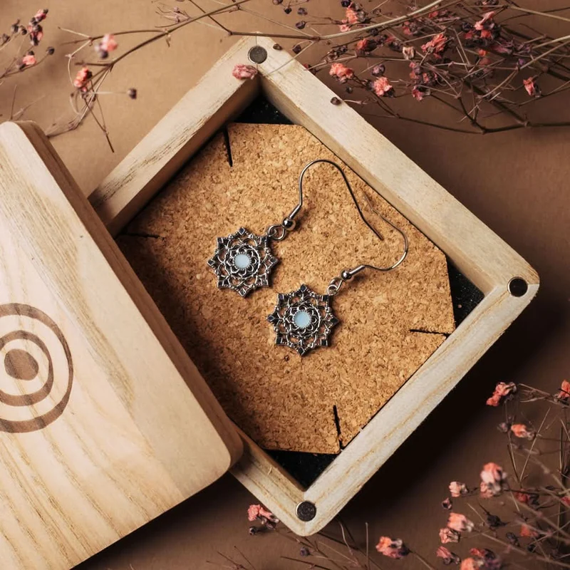 Aphonia Ohrhänger Schneeflocke - Holzkern Modell: Jewelry