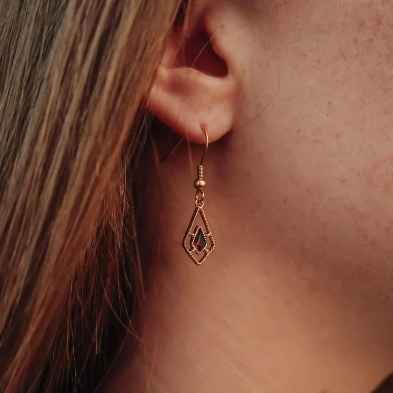 Daydreamer Ohrhänger mit Stein - Holzkern Modell: Jewelry