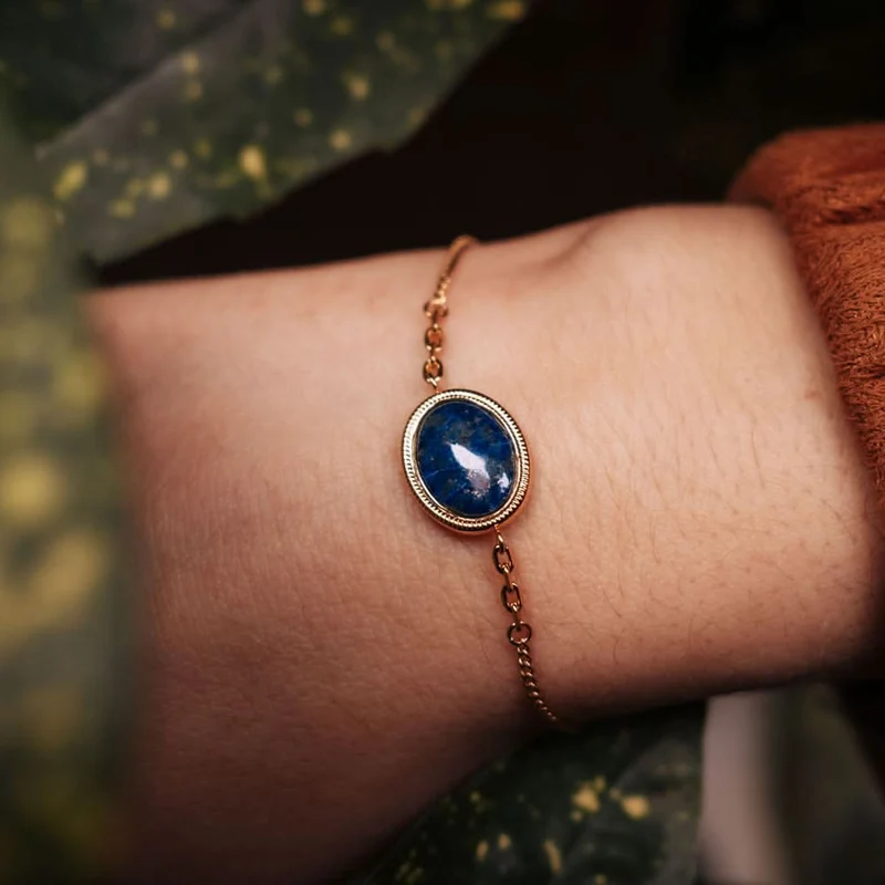 Mirror Armband mit ovalem Anhänger - Holzkern Modell: Jewelry