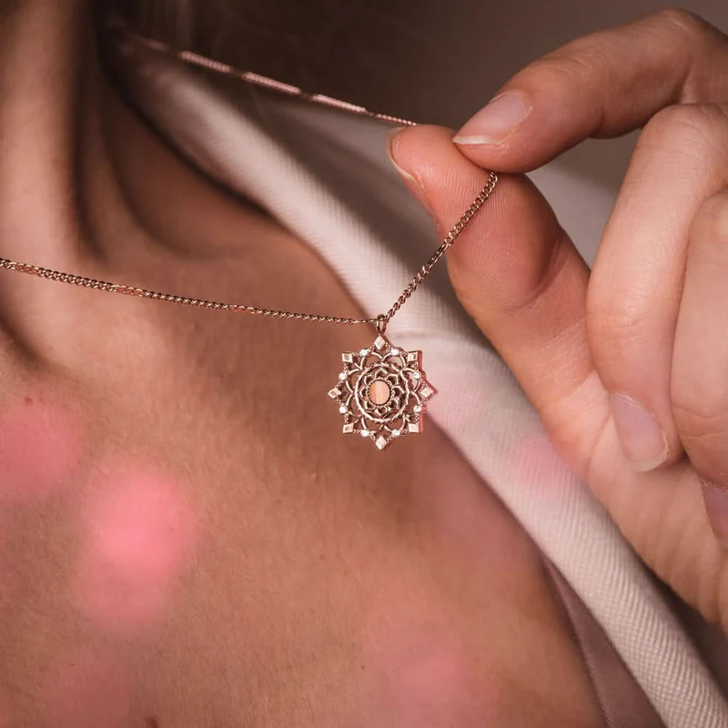 Aphonia Halskette Schneeflocken Anhänger - Holzkern Modell: Jewelry