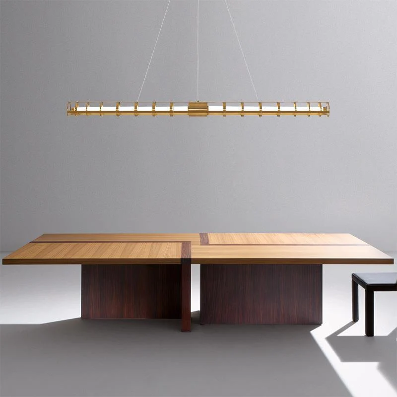 Moderne lineare Pendelleuchte