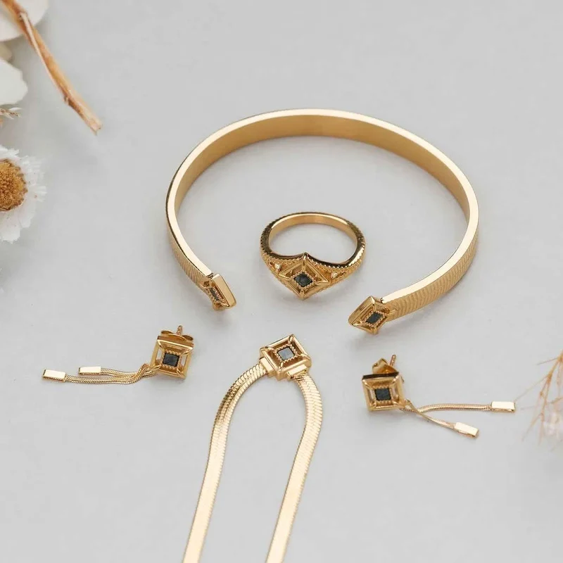 Awakening Ohrringe (Marmor/Gold) Ohrstecker mit Ketten Anhänger - Holzkern Modell: Jewelry