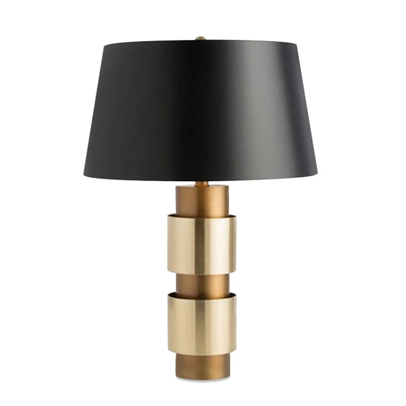 Elegante geometrische Tischlampe
