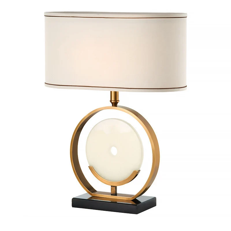 Zeitgenössische Tischlampe mit elegantem kreisförmigem Design