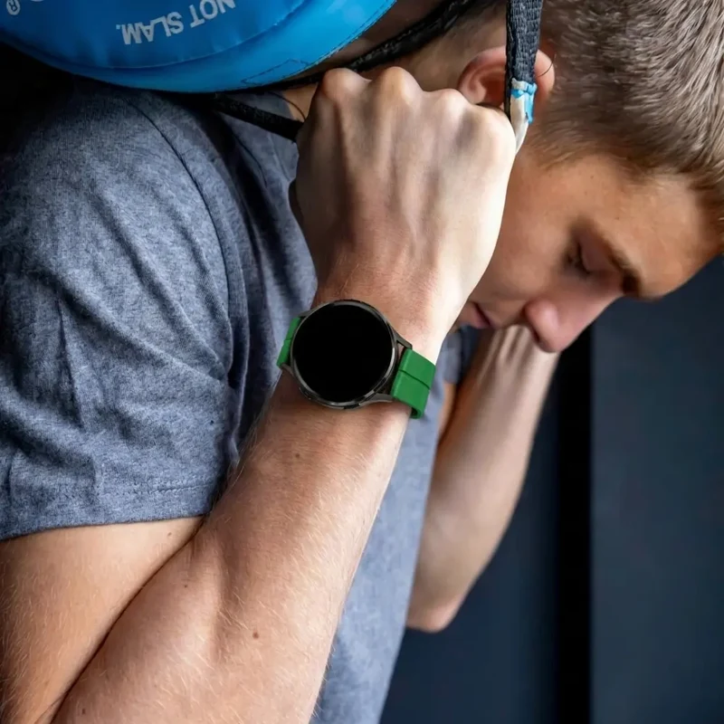 Bandz Garmin Forerunner 70 Silikonarmband mit D-Schnalle (Grün)