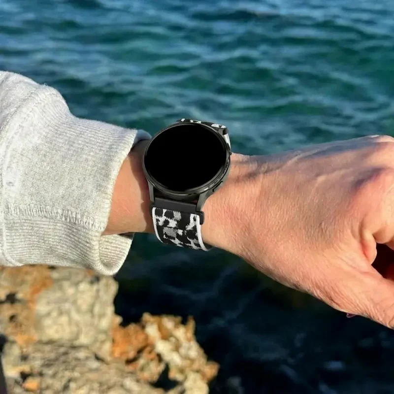 Bandz Amazfit Active Elastisches Nylonband (Weiß-Leopard)