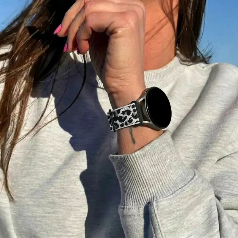 Bandz Amazfit Active Elastisches Nylonband (Weiß-Leopard)