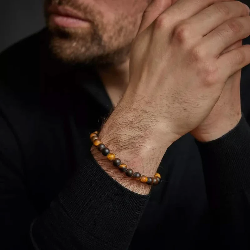 Armband aus 8mm großen Tigerauge-Steinen mit Edelstahlverschluss - Rebel&Rose Modell: RR-80042-S-M