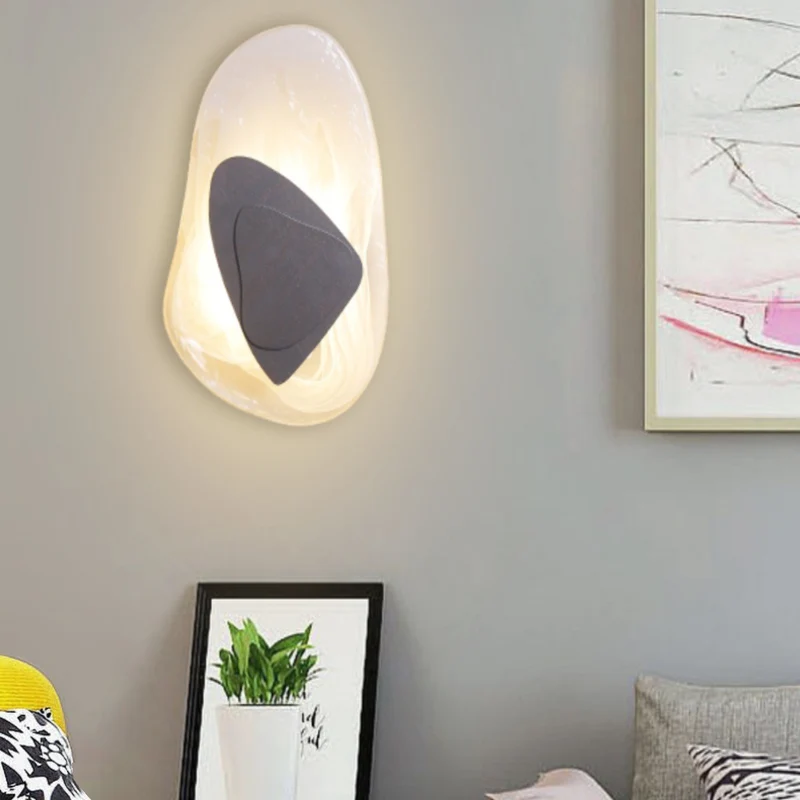 Künstlerische Wandlampe