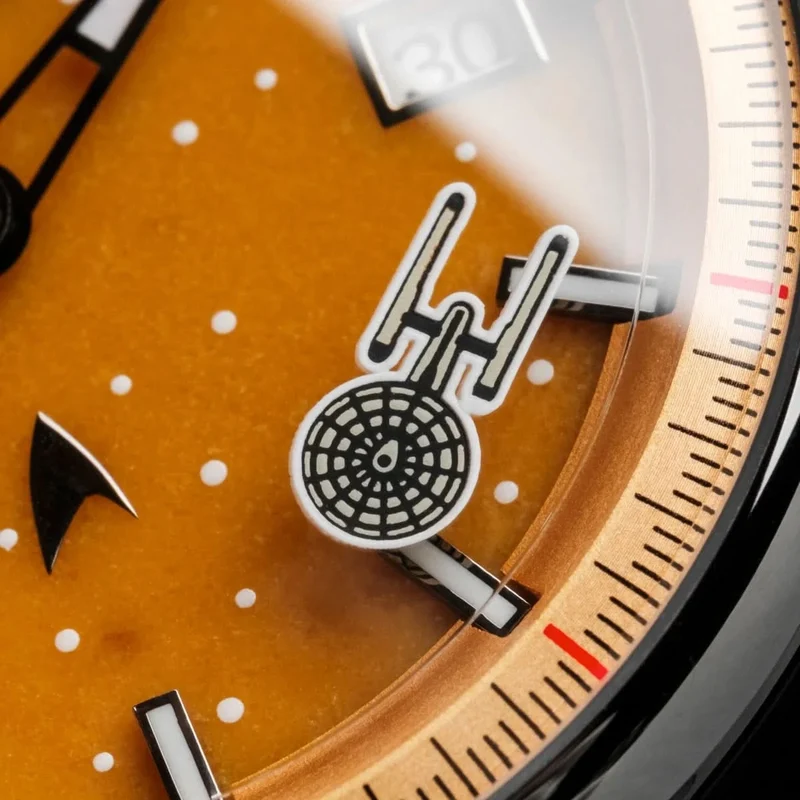 Holzkern NCC-1701 Herren Uhr • Automatikwerk • Echtes Jade-Zifferblatt
