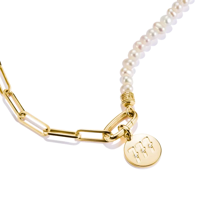 Charm-Anhänger, Engelszahlen 777, mit weißen Edelsteinen, aus Silber, vergoldet - Thomas Sabo Modell: CC1254-414-14