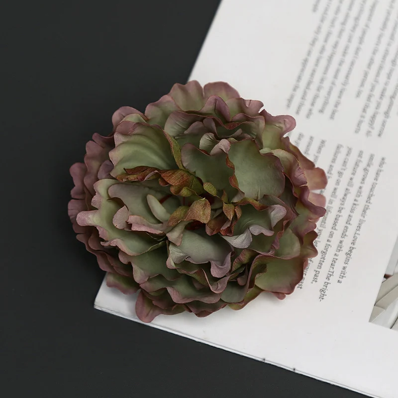 Dekorative Stoff Blumenbrosche
