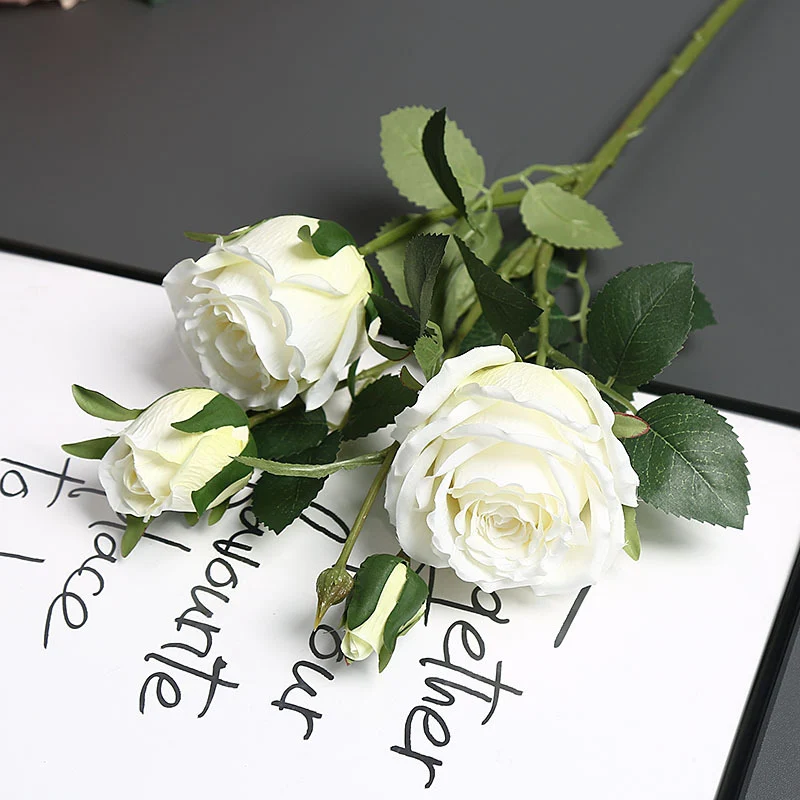 Künstliche Blumenarrangement für die Wohnkultur