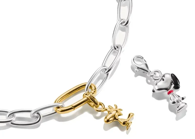 Charm-Anhänger aus 18k vergoldetem, recyceltem 925 Sterlingsilber mit Peanuts Woodstock Motiv - Thomas Sabo, Modell: CC1303-413-39
