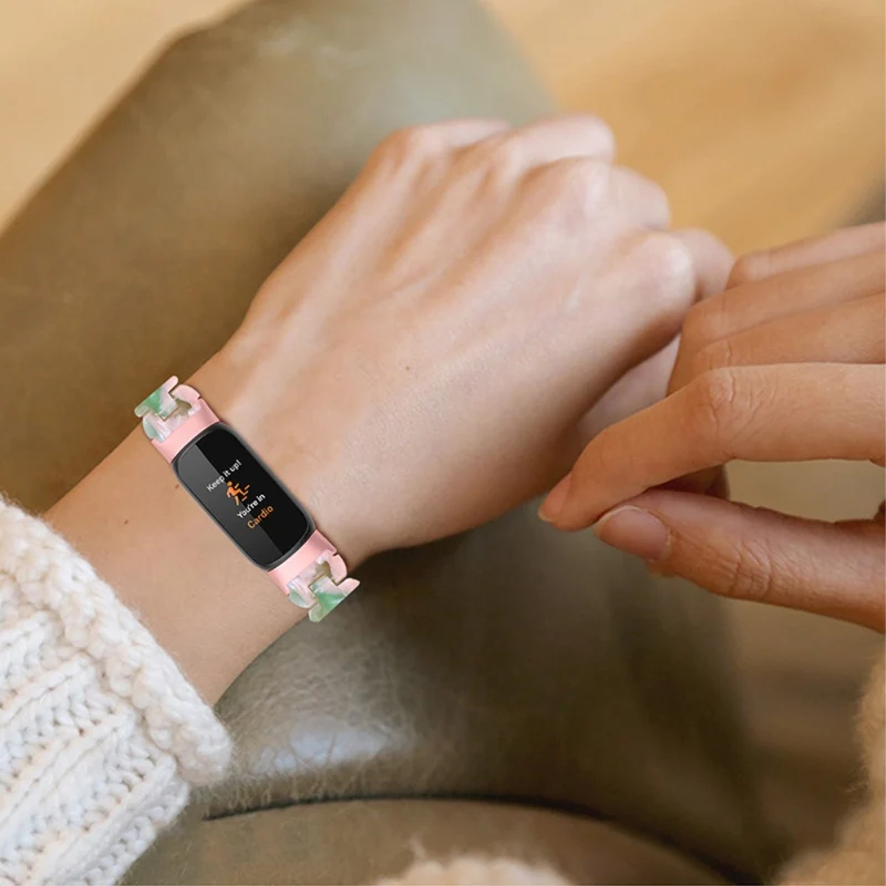 Mega stylisch Fitbit Luxe Plastik armband