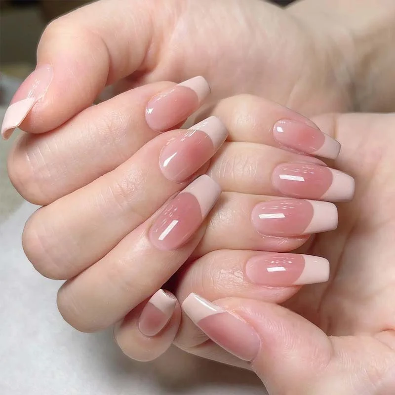 Elegantes französisches Tipp-Acryl-Nagelset