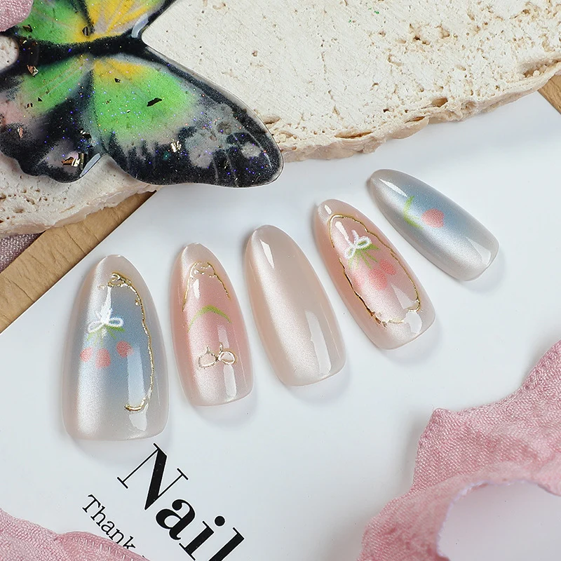 Dekoratives florales Press-On-Nageldesign