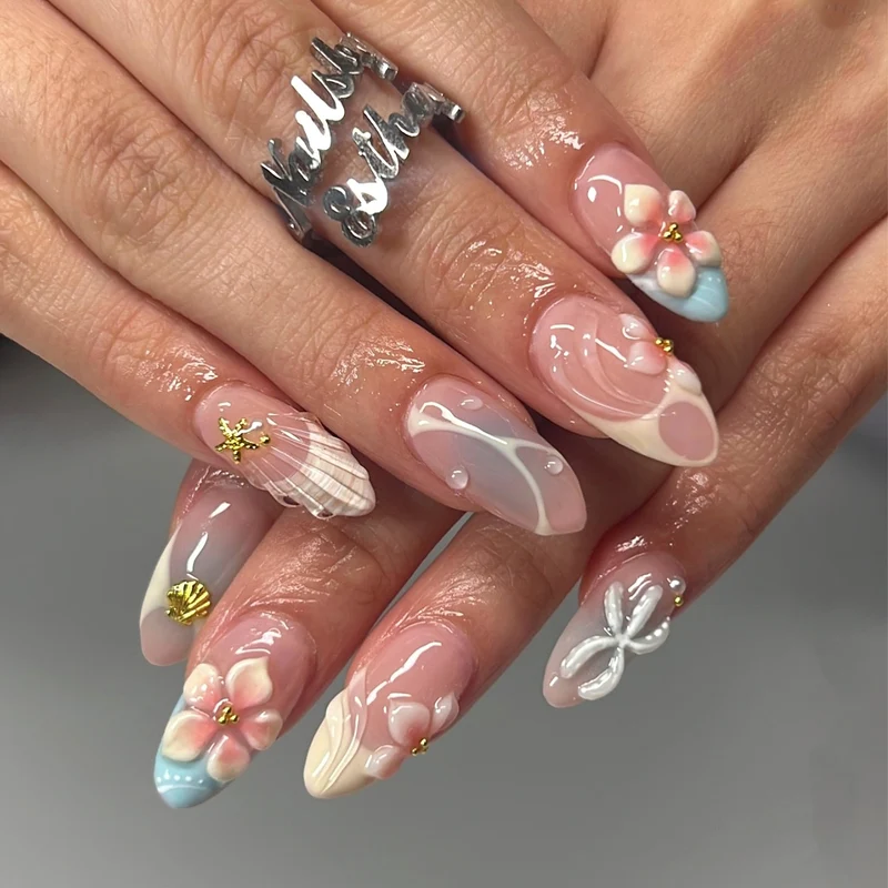 Dekoratives, von der Küste inspiriertes Press-On Nagelset