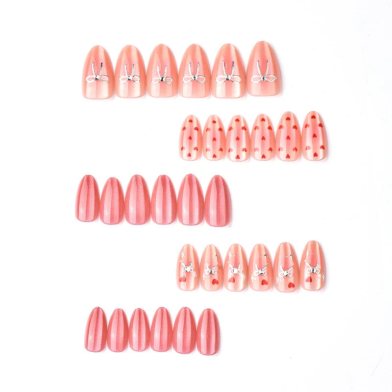 Künstlerisches Nail Art Set mit Herz- und Kirschdesigns