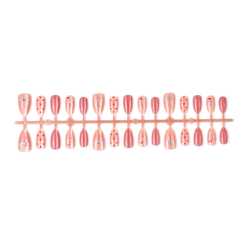 Künstlerisches Nail Art Set mit Herz- und Kirschdesigns