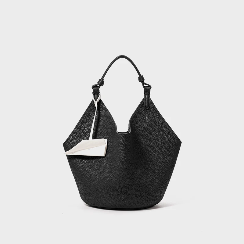 Schlaffes geprägtes Leder Hobo-Bucket-Tasche mit Oberarm und geometrischer Silhouette