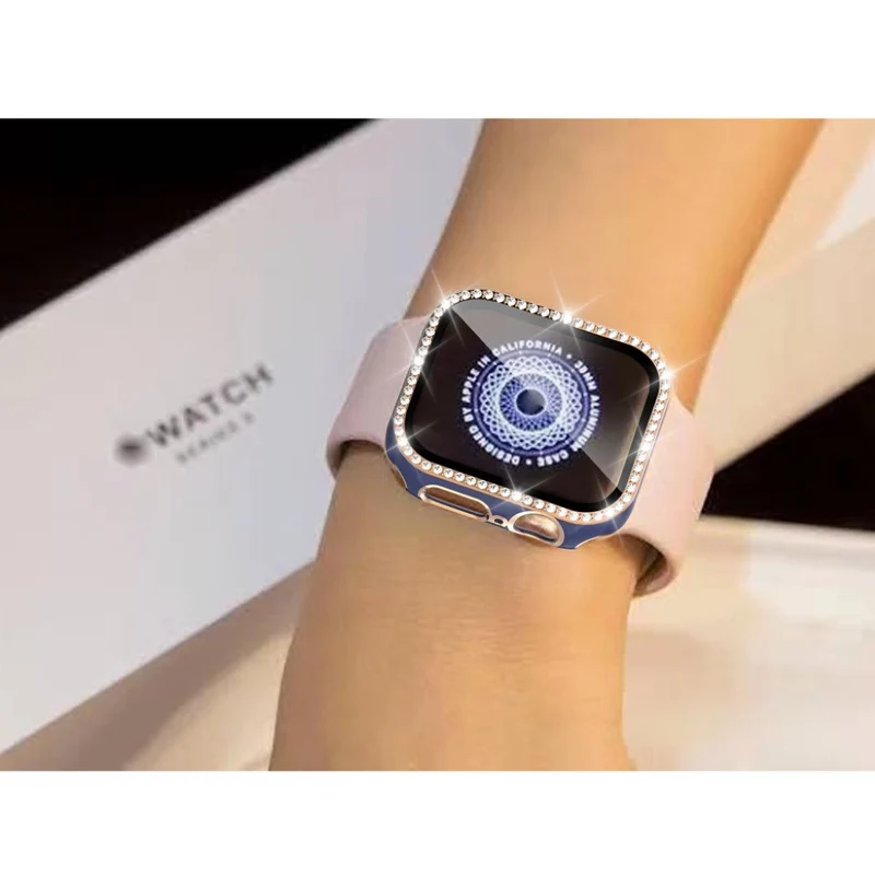 Absolut Gut Apple Watch 44mm Hülle mit Displayschutz in Plastik, Strass und Gehärtetes Glas